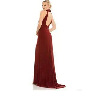 IEENA MAC DUGGAL HIGH NECK JERSEY GOWN W/TEARDROP CUTOUT BACK BURGANDY SIZE 1O